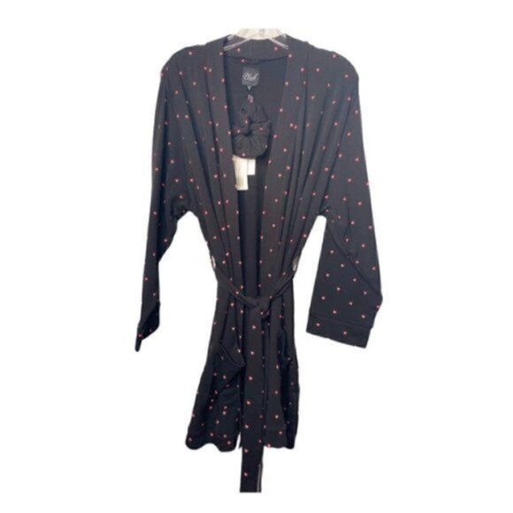 Revolve Plush Robe M NWT Scrunchie Set Heart Loungewear Sleep Bachelorette Vaca - Picture 3 of 15